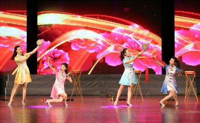 到人民中去——省文聯(lián)文藝志愿者走進東莞塘廈文藝創(chuàng)作采風惠民演出
