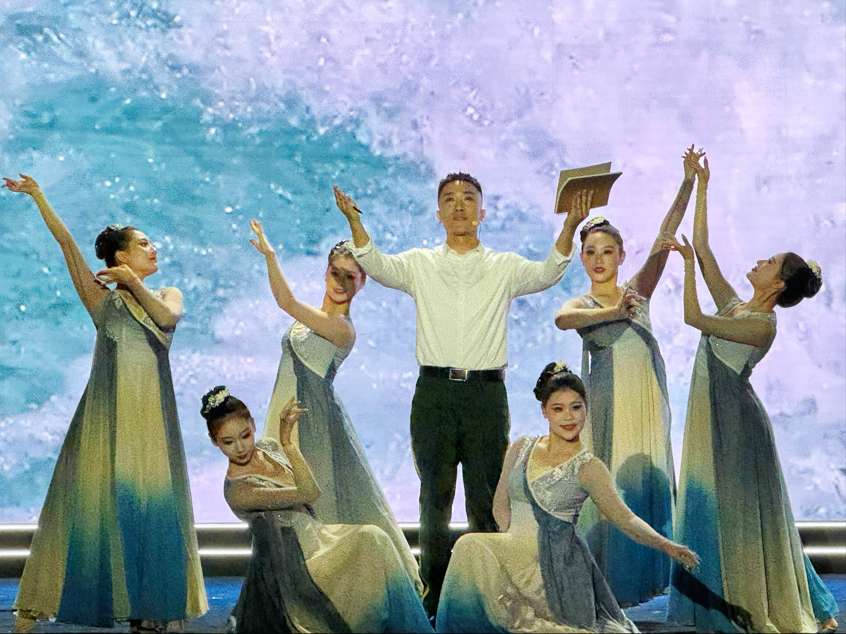 以青春筆墨，書寫長江新故事——“湖北文學之夜”活力綻放