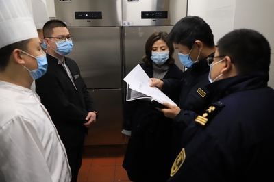 市市場監管局示范區分局與開封海關聯合開展進口冷鏈食品專項執法檢查 筑牢食品安全防線
